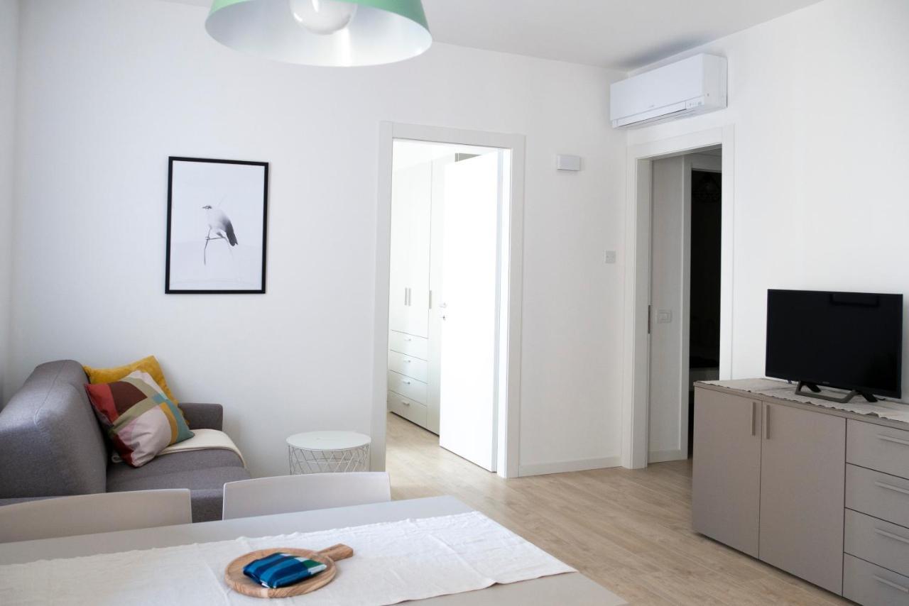 Regi Apartments Pacengo Di Lazise Exterior photo